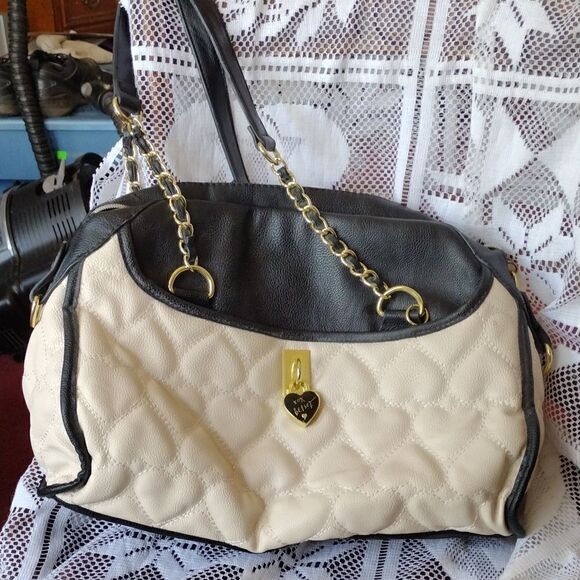 Betsy Johnson bag   - Picture 1 of 7